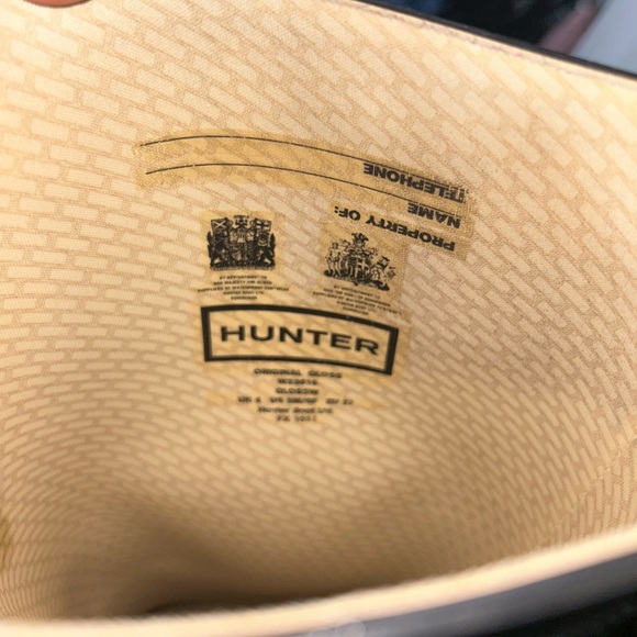 Women’s size 6 hunter boots! - Picture 4 of 5